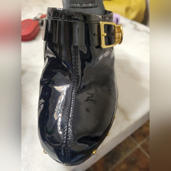 Tory Burch - Picture 4 of 9